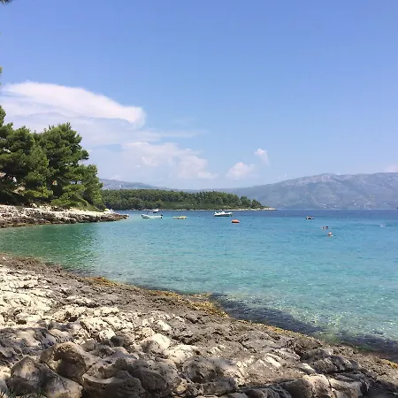 Prázdninový dům House 4 *