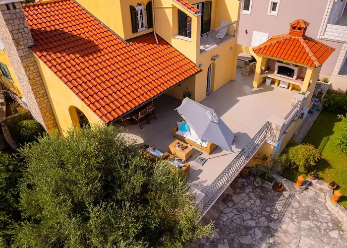 House 4 Σπίτι διακοπών