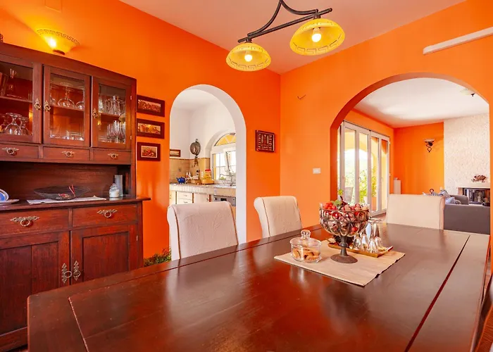 Σπίτι διακοπών House 4 Λομπάρδα