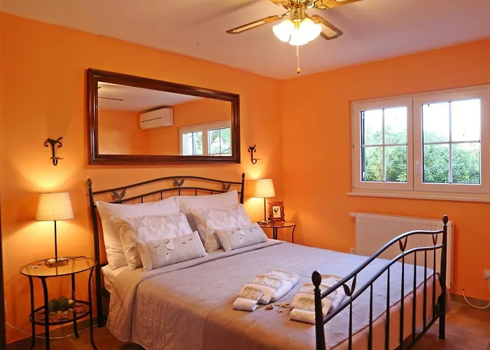 Σπίτι διακοπών House 4 Λομπάρδα